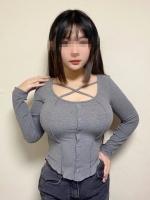 童顏巨乳年輕正妹