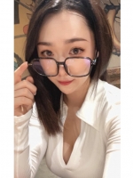 大奶淫蕩眼鏡妹服務主動熱情【寒雨】