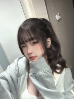 奶茶天菜  自拍慾強 Vita 薇塔