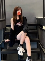 顏值不錯 很會打扮