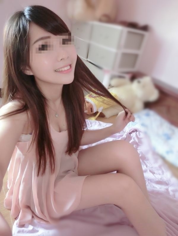 菲菲.jpg