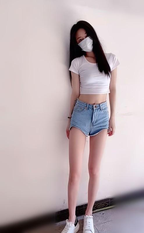 羅伊.jpg
