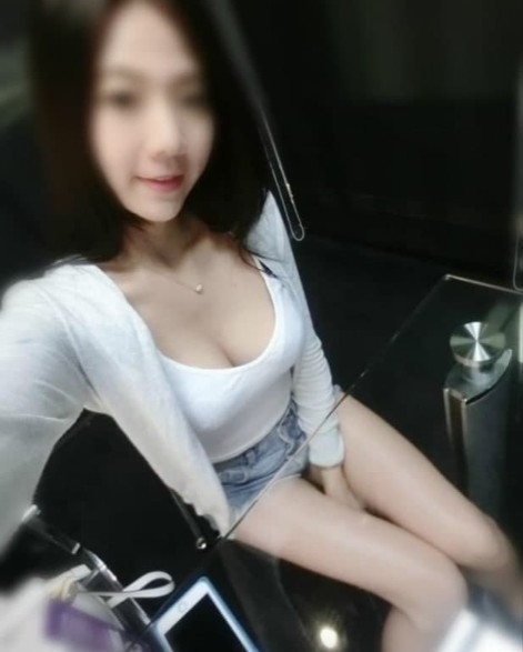 f.jpg