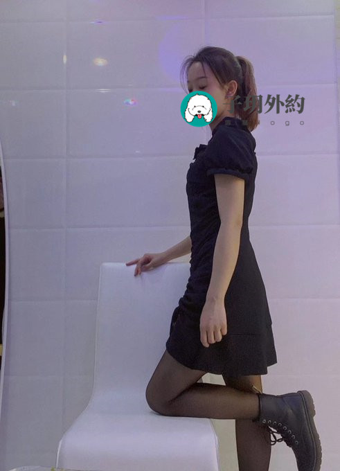 E1TDx-SWUAINM8l.jpg