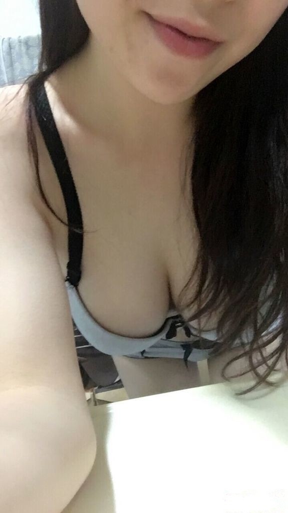 D奶少毛一線鮑”.jpg