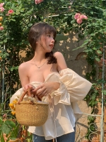 神似“王心凌”的甜心教成員