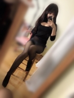 酒促辣妹維恩 前凸後翹  小隻馬