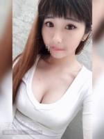 淫蕩護士，扭動誘人的胴體