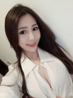 高挑嫵媚的小女人