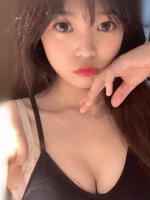童顏巨乳 肖澤